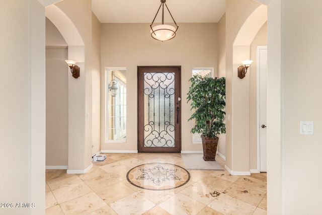 423 E MEAD Drive, Chandler, AZ 85249