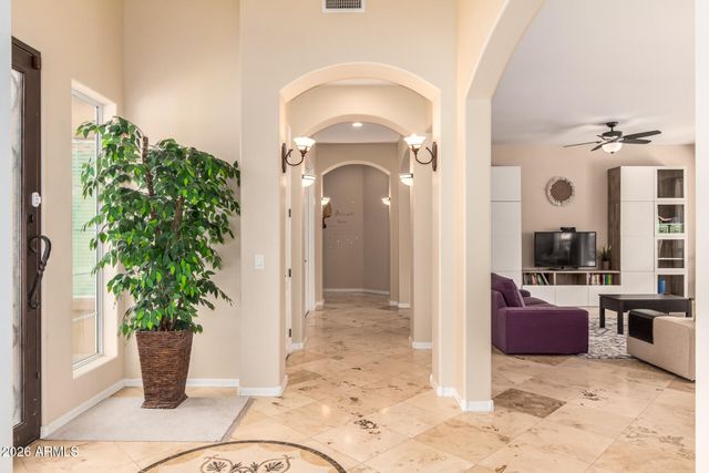 423 E MEAD Drive, Chandler, AZ 85249