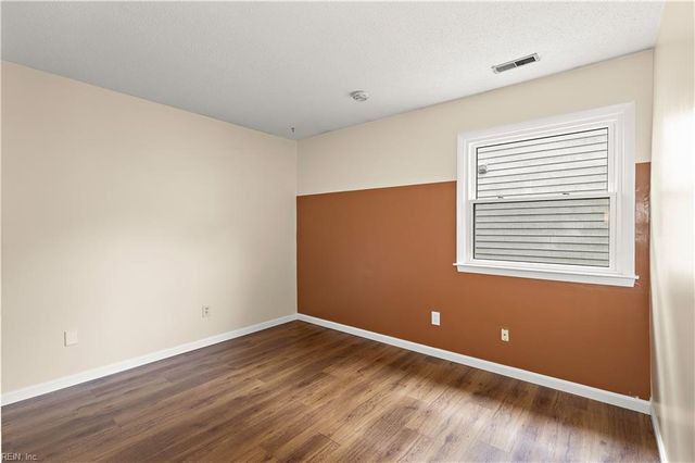 4037 Smokey Lake DR, Virginia Beach, VA 23462