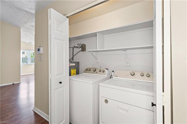4037 Smokey Lake DR, Virginia Beach, VA 23462