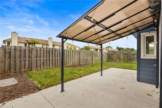 4037 Smokey Lake DR, Virginia Beach, VA 23462