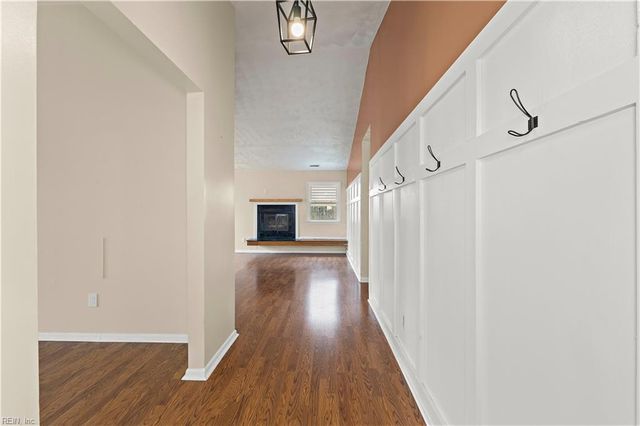 4037 Smokey Lake DR, Virginia Beach, VA 23462