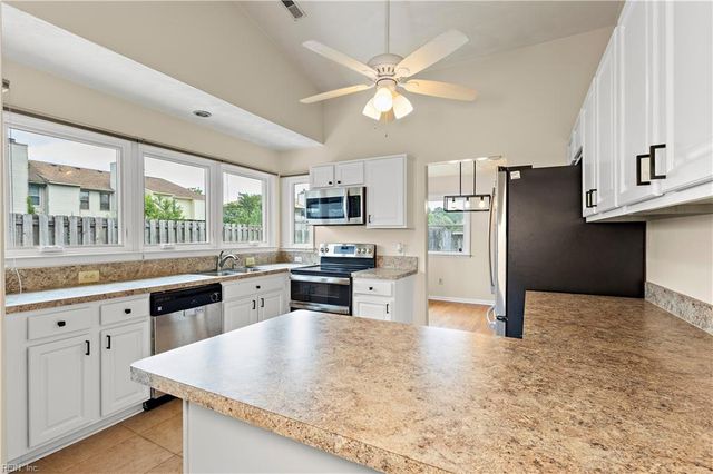 4037 Smokey Lake DR, Virginia Beach, VA 23462