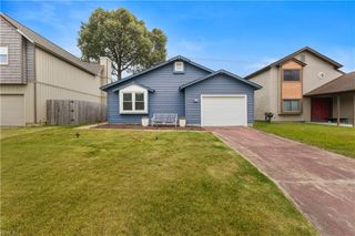 4037 Smokey Lake DR, Virginia Beach, VA 23462