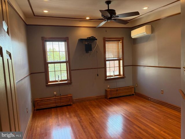2614 SALMON ST, Philadelphia, PA 19125