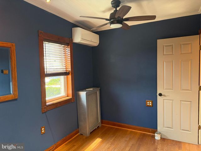 2614 SALMON ST, Philadelphia, PA 19125