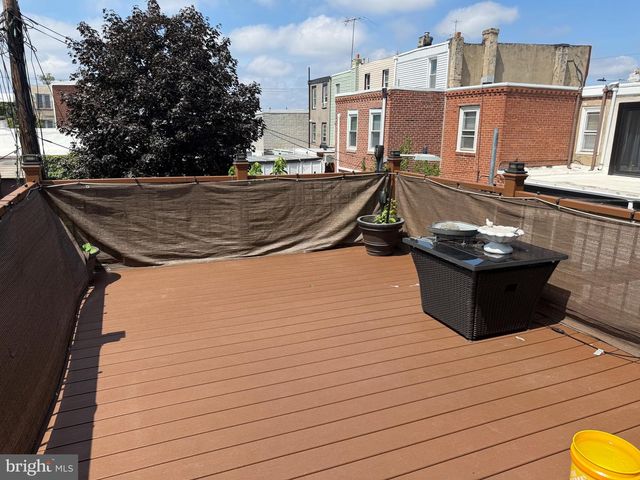 2614 SALMON ST, Philadelphia, PA 19125