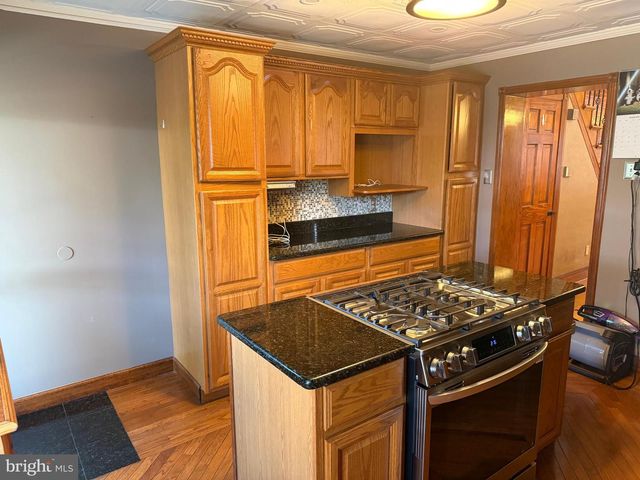2614 SALMON ST, Philadelphia, PA 19125