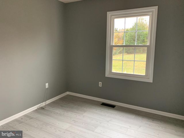 8262 VERNON ST, Manassas, VA 20109
