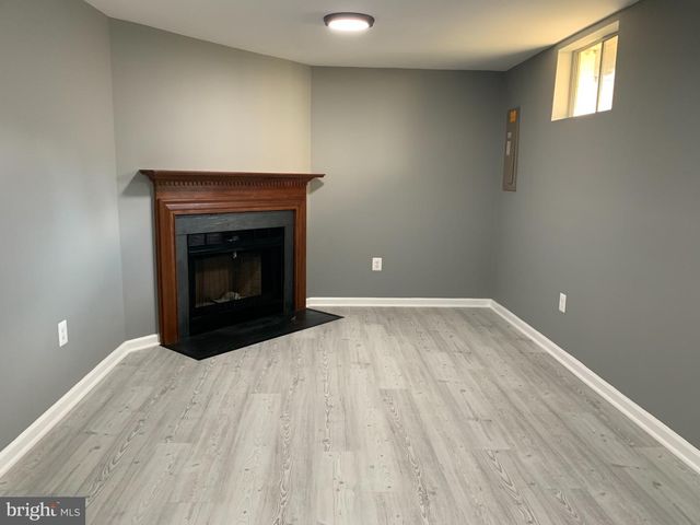 8262 VERNON ST, Manassas, VA 20109