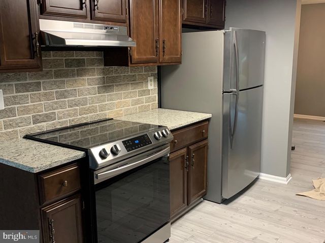8262 VERNON ST, Manassas, VA 20109