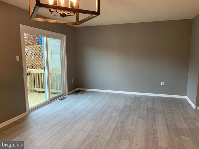 8262 VERNON ST, Manassas, VA 20109