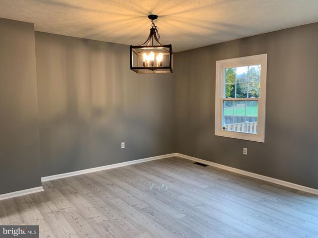 8262 VERNON ST, Manassas, VA 20109