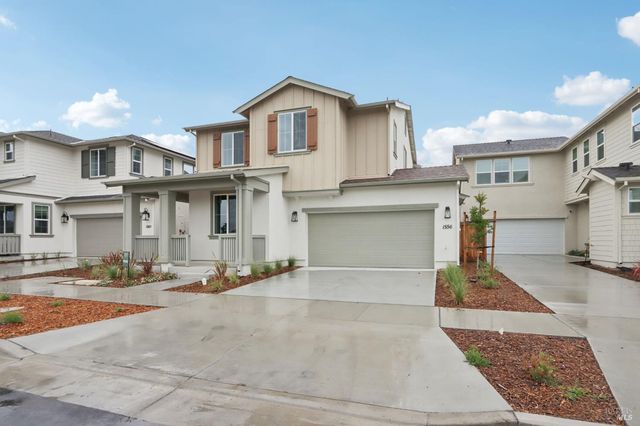 1556 Country Manor Dr, Santa Rosa, CA 95403