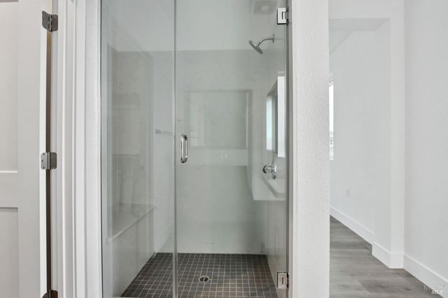 1556 Country Manor Dr, Santa Rosa, CA 95403