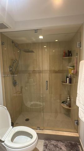 2333 Brickell Ave PH207, Miami, FL 33129