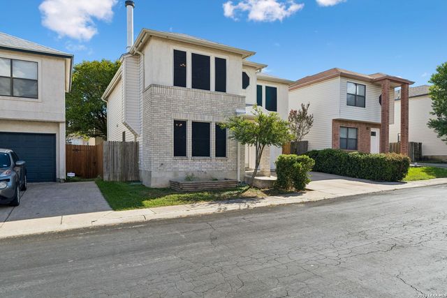 5022 Kenton Vw, San Antonio, TX 78240