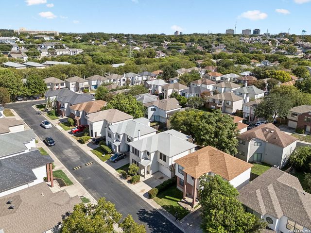 5022 Kenton Vw, San Antonio, TX 78240