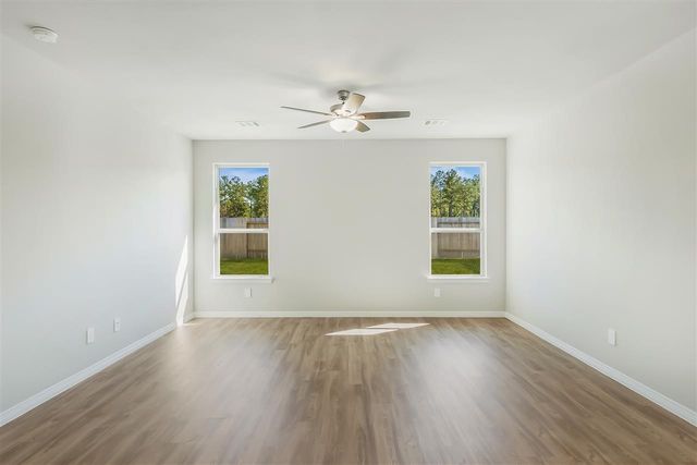 129 Toftrees Drive, Cleburne, TX 76031