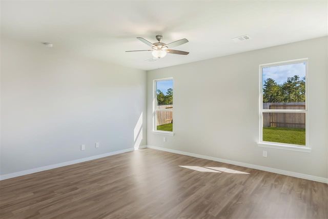 129 Toftrees Drive, Cleburne, TX 76031