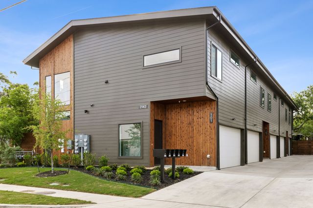 2142 Lovedale Avenue 104, Dallas, TX 75235