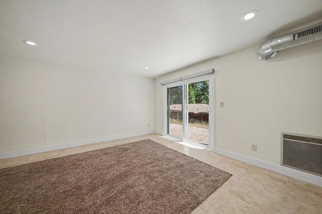 16932 Mckenzie Dr, Pioneer, CA 95666