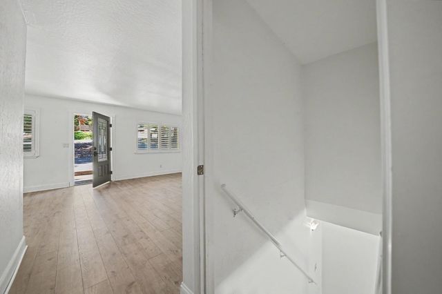 16932 Mckenzie Dr, Pioneer, CA 95666