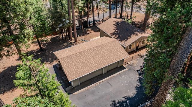16932 Mckenzie Dr, Pioneer, CA 95666