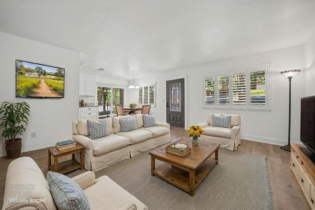 16932 Mckenzie Dr, Pioneer, CA 95666
