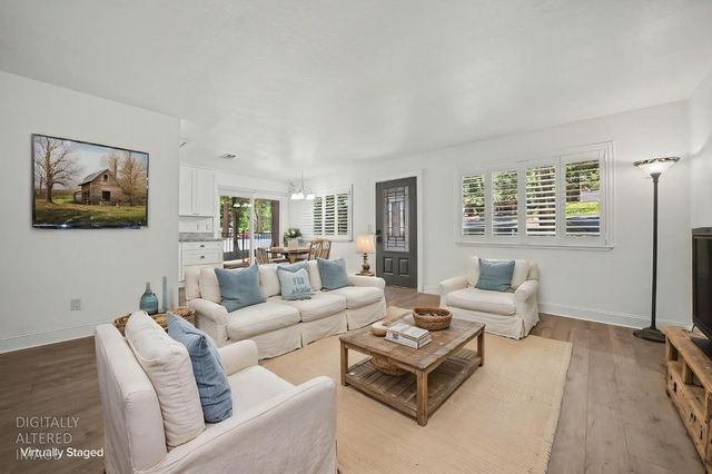 16932 Mckenzie Dr, Pioneer, CA 95666