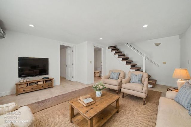 16932 Mckenzie Dr, Pioneer, CA 95666