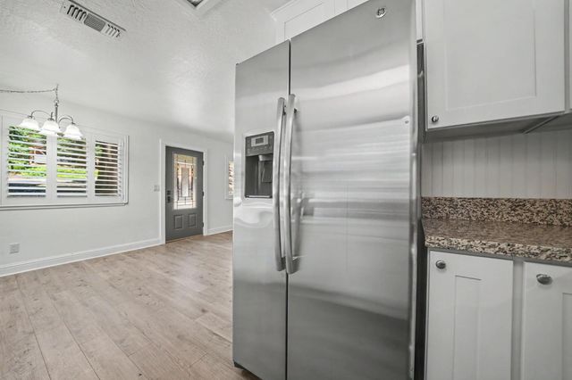 16932 Mckenzie Dr, Pioneer, CA 95666