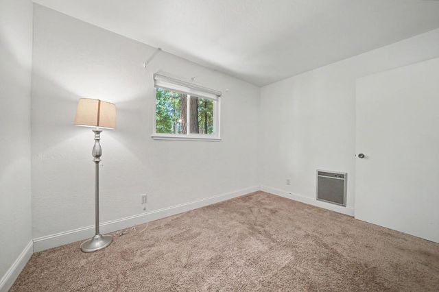16932 Mckenzie Dr, Pioneer, CA 95666