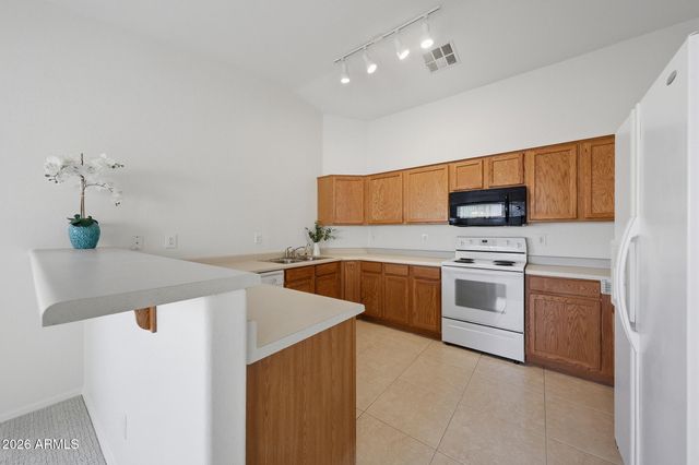 5508 W DARROW Drive, Laveen, AZ 85339