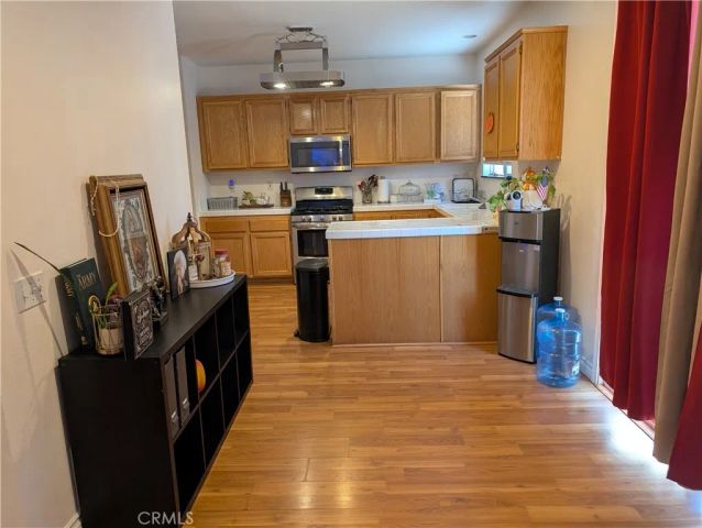 7397 Mcclellan Court, Fontana, CA 92336