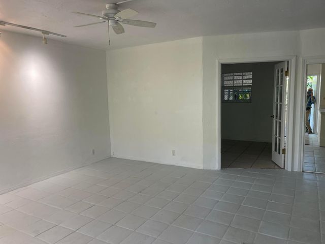 1525 SE 15th Street NE 2, Fort Lauderdale, FL 33316