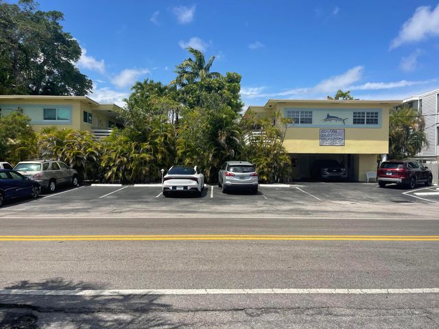 1525 SE 15th Street NE 2, Fort Lauderdale, FL 33316