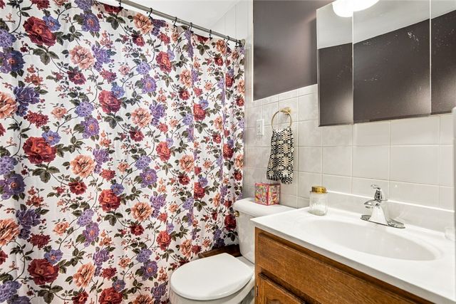 2003 E Bataan Drive, Kettering, OH 45420