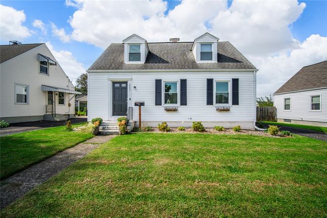 2003 E Bataan Drive, Kettering, OH 45420