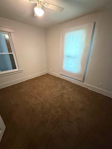 928 Huron Street, Flint, MI 48507