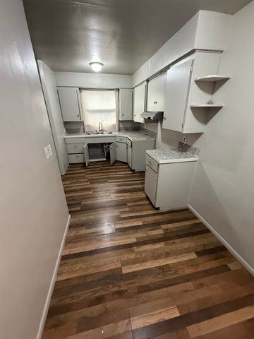 928 Huron Street, Flint, MI 48507