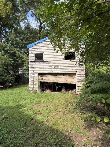 928 Huron Street, Flint, MI 48507