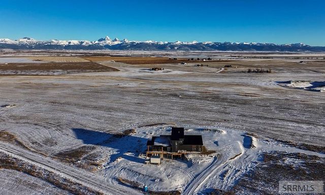 8460 Fawn Road, Tetonia, ID 83452