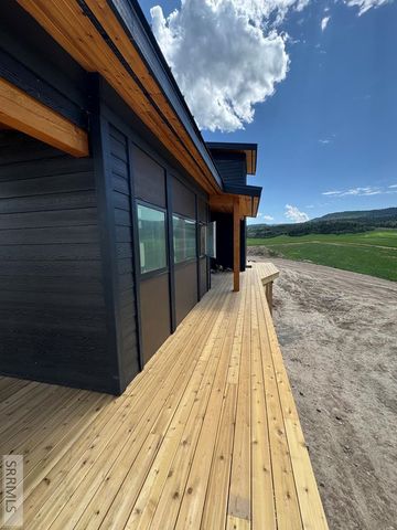 8460 Fawn Road, Tetonia, ID 83452
