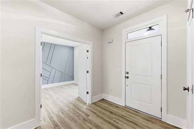 5851 Canterbury Way, Clermont, GA 30527
