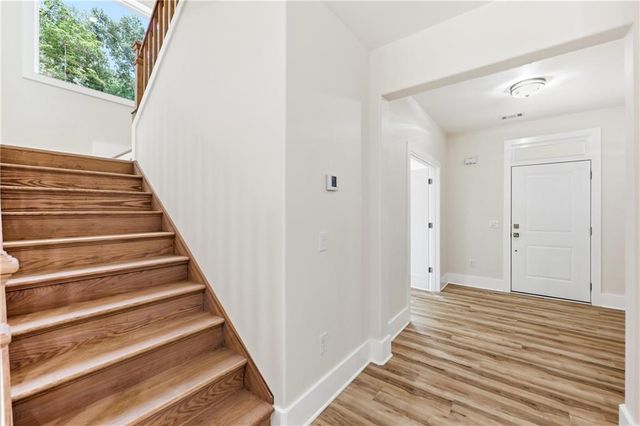 5851 Canterbury Way, Clermont, GA 30527