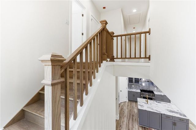 5851 Canterbury Way, Clermont, GA 30527