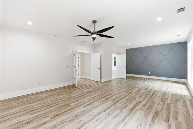 5851 Canterbury Way, Clermont, GA 30527