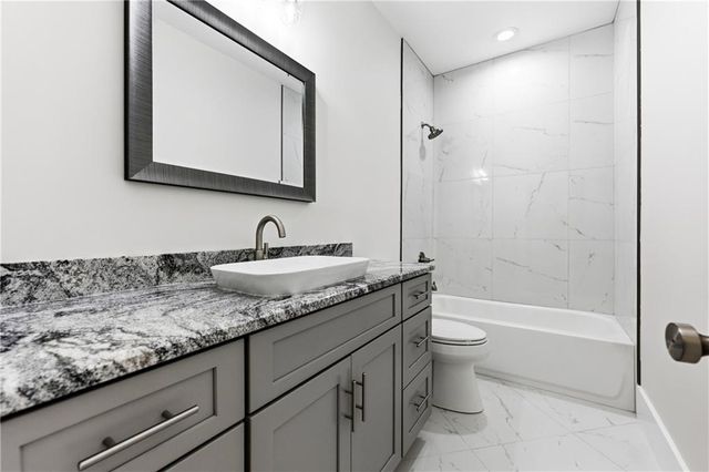 5851 Canterbury Way, Clermont, GA 30527