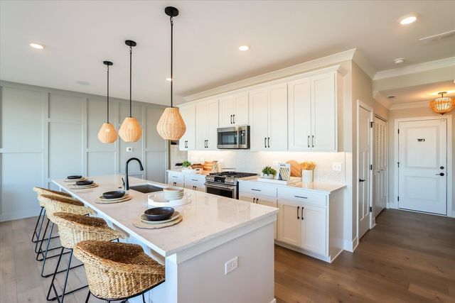 8538 Sperry Court, Woodridge, IL 60517